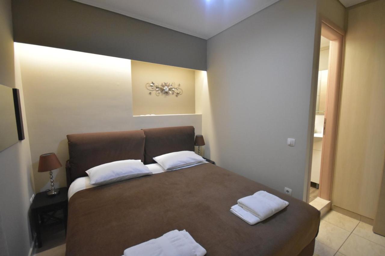 A&J Apartments Or Rooms Athens Airport Markópoulon 外观 照片